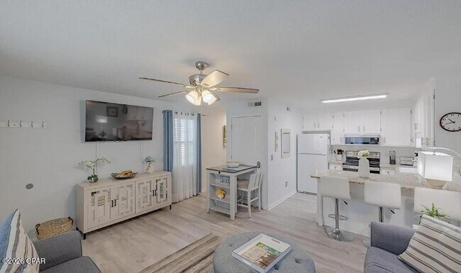 Photo - 17462 Front Beach Rd