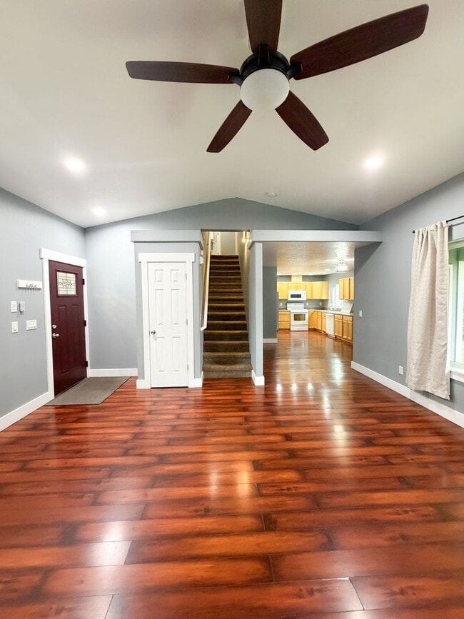 Photo - Beautiful 3 Bedroom Home in North East Salem