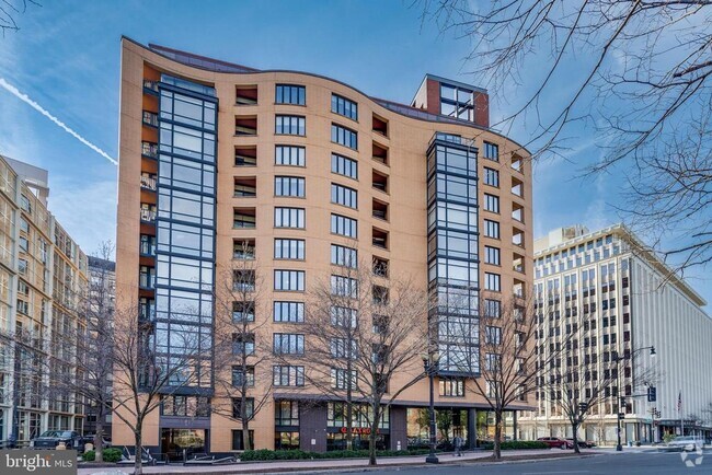 Building Photo - 1010 Massachusetts Ave NW Unit 411 Rental