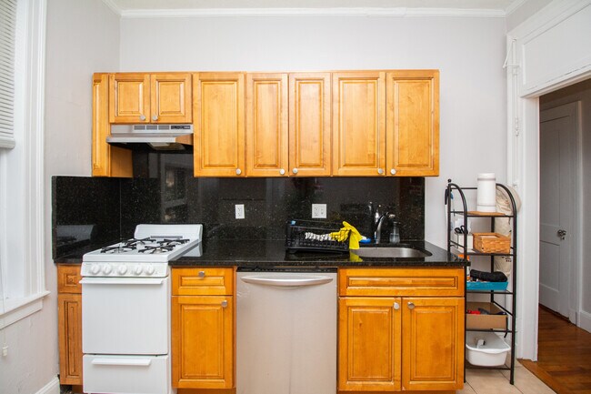 Photo - 1253 Beacon St Unit B2