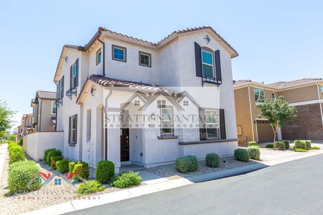 Building Photo - 9907 E Tahoe Ave