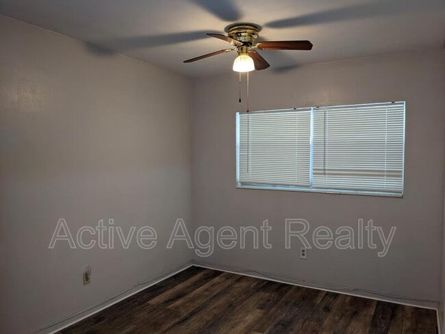 Photo - 454 S Hibiscus Ave