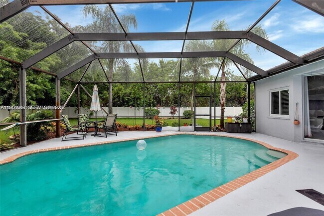 Photo - 1800 Water Ridge Dr