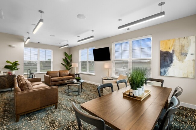 High Bluff Clubroom - High Bluff at Creekwood Crossing