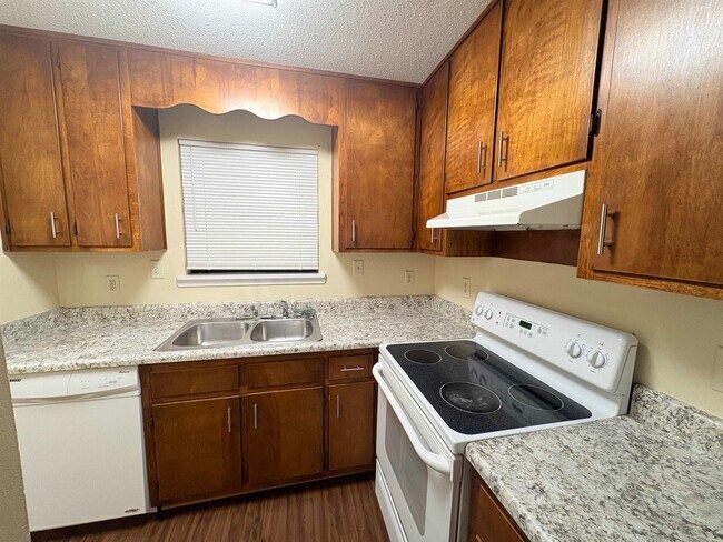 Photo - 3701 Donovan Dr