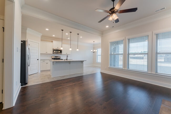 Photo - 162 Bowdock Dr.