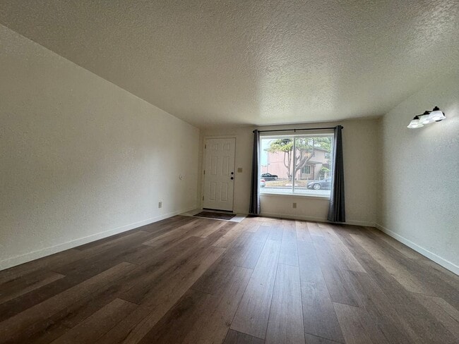 Photo - 204 W Del Norte St Unit C