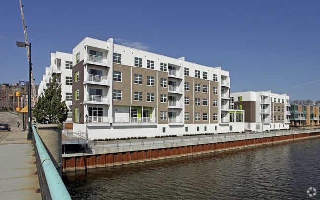 Beerline B Apartments - Beerline B Apartments
