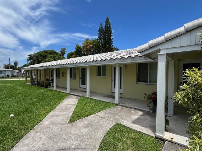 Photo - 1712 Fletcher St Unit 3