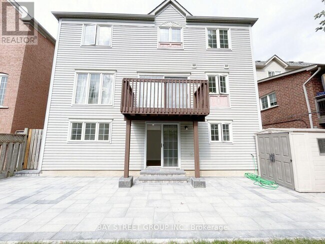 Photo - 17 Bradbury Crescent