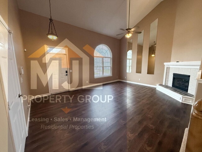 Photo - Beautiful 4 Bedroom / 3 Bath Home in Olathe