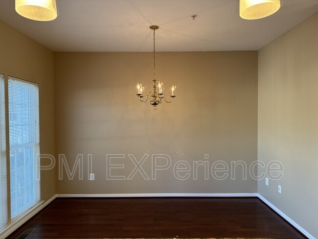 Photo - 12914 Woods View St