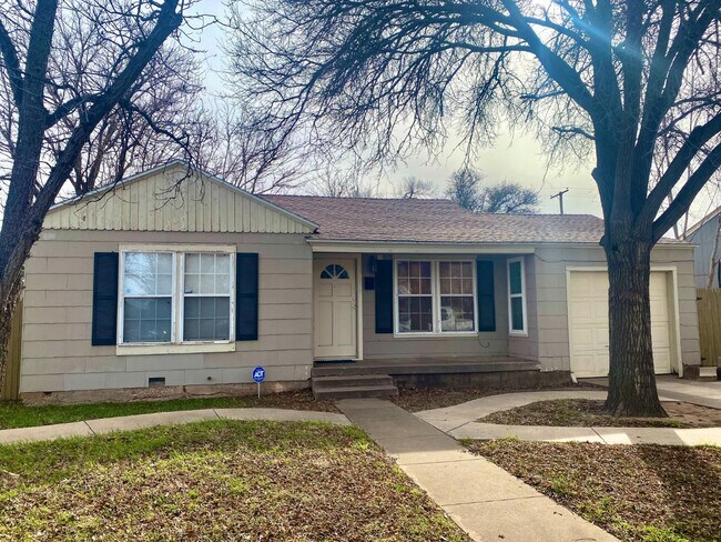 Photo - 3305 30th St House