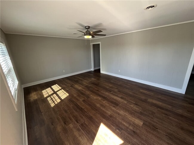 Building Photo - 1725 President St Rental