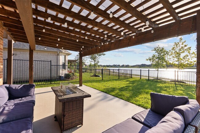 Photo - 2609 Arbor Edge Crossing