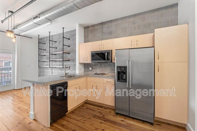 Photo - 3205 N Davidson St Unidad #205