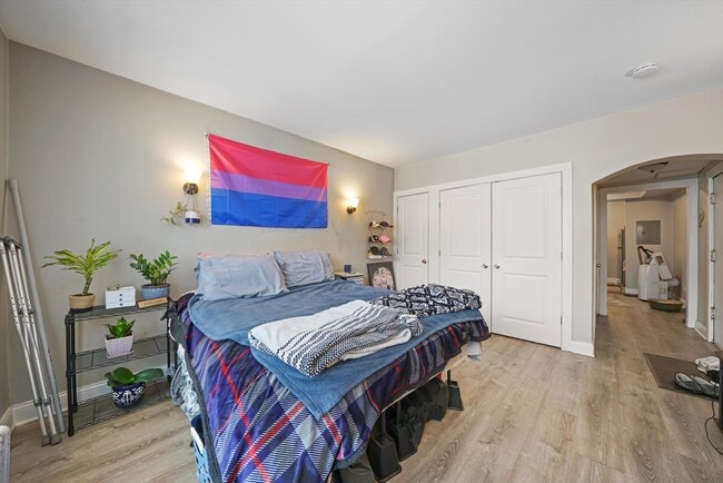 1923 Grove Ave Unit 4