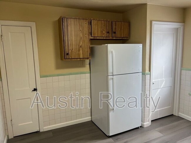 Photo - 2820 Ashby Rd