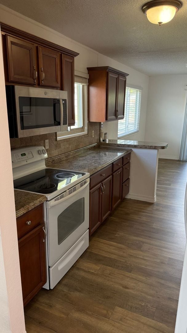 Photo - 3 Bed 2 1/4 Bath Townhome