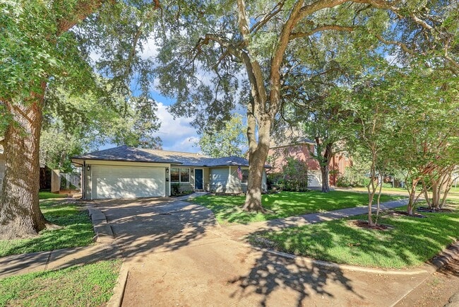 Photo - 4626 Oakdale St