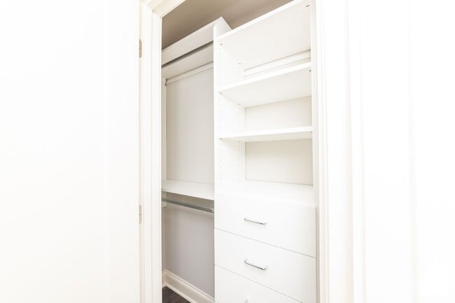 Photo - 640 W Wrightwood Ave