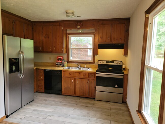 Photo - 3120 Lanewood Dr