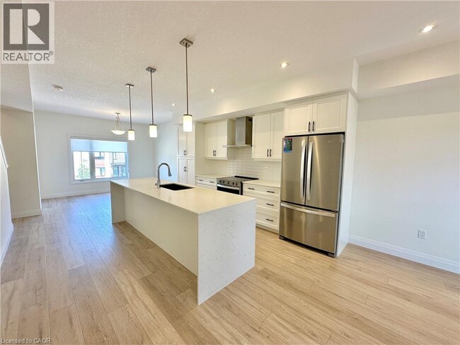 Photo - 13 Lily Ln