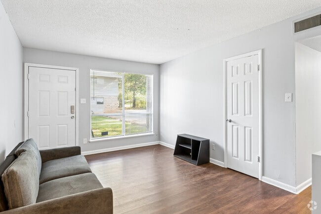 2BR, 1.5BA - 800SF - Living Room
