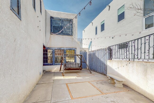 Photo - 1613 Morningside Dr NE