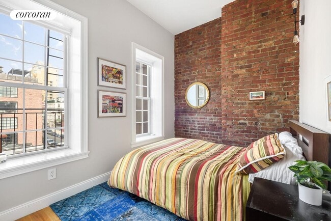 Photo - 558 Driggs Ave