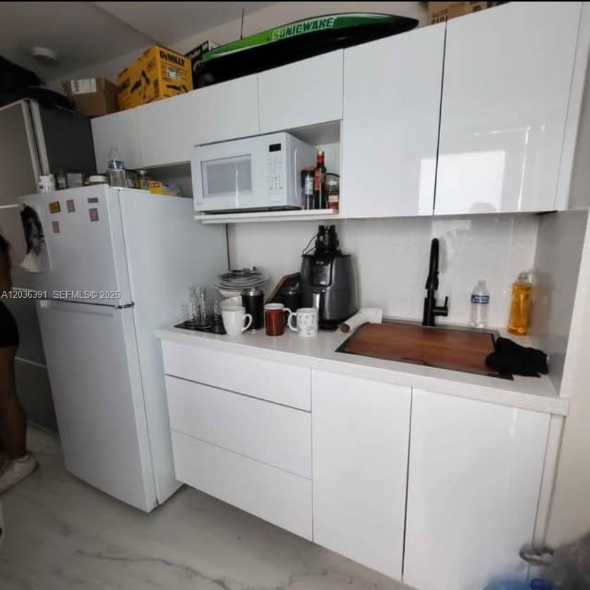 Photo - 721 SW 5th Ct Unidad 0