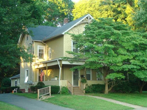 Photo - 130 Hartford Ave Unidad 3rd Floor