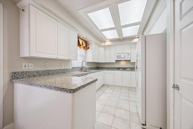 Photo - 2422 Dorrington St Unit A