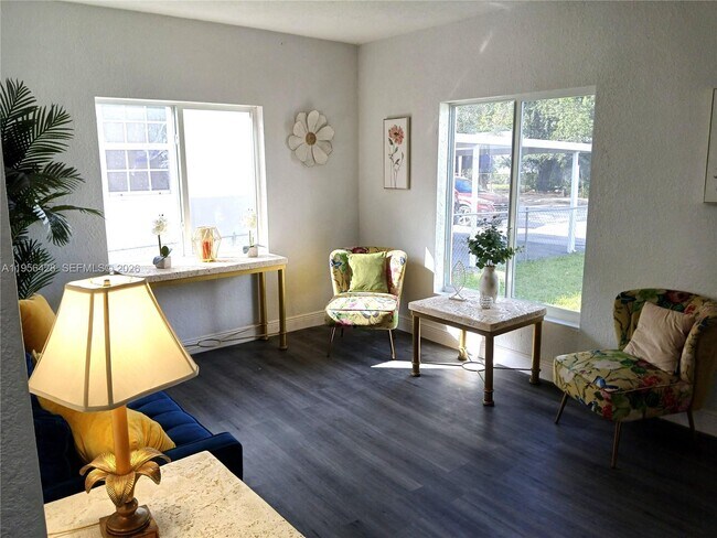 Photo - 510 NW 47th St