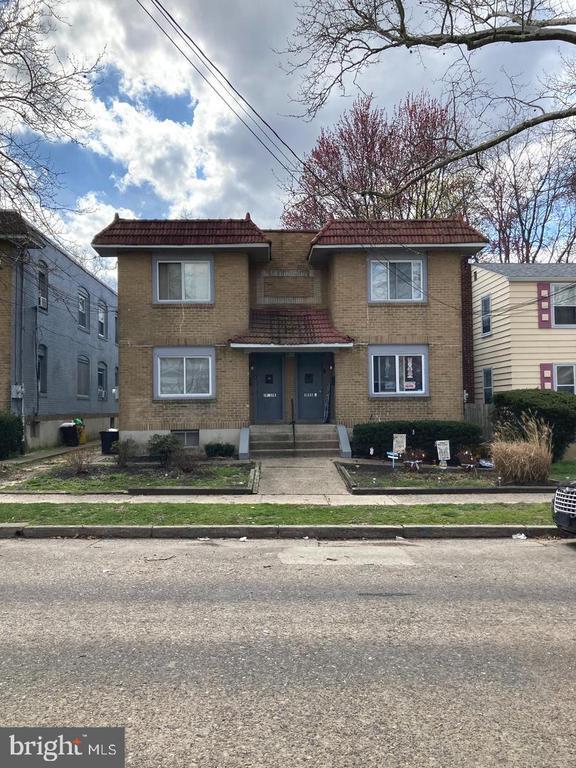 Building Photo - 1929 W River Dr Rental