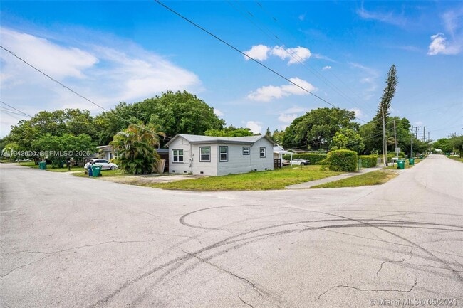 Photo - 438 NW 93rd St Unit 440