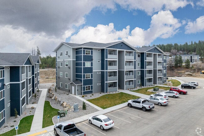 Building Photo - Carnahan West Rental
