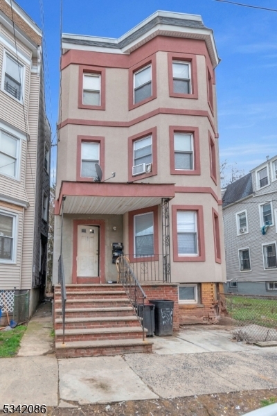 Building Photo - 82 S 13th St Unit 2 Rental
