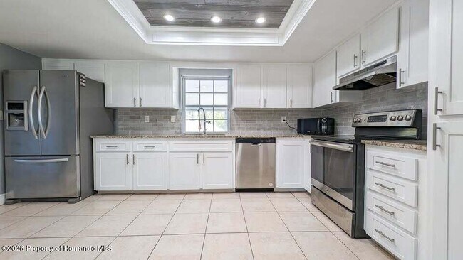 Photo - 122 Galiano Ct