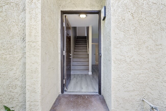 Riverwoods Apartments