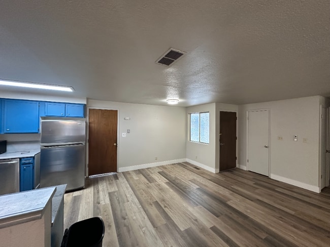 Photo - 2177 N 24th St