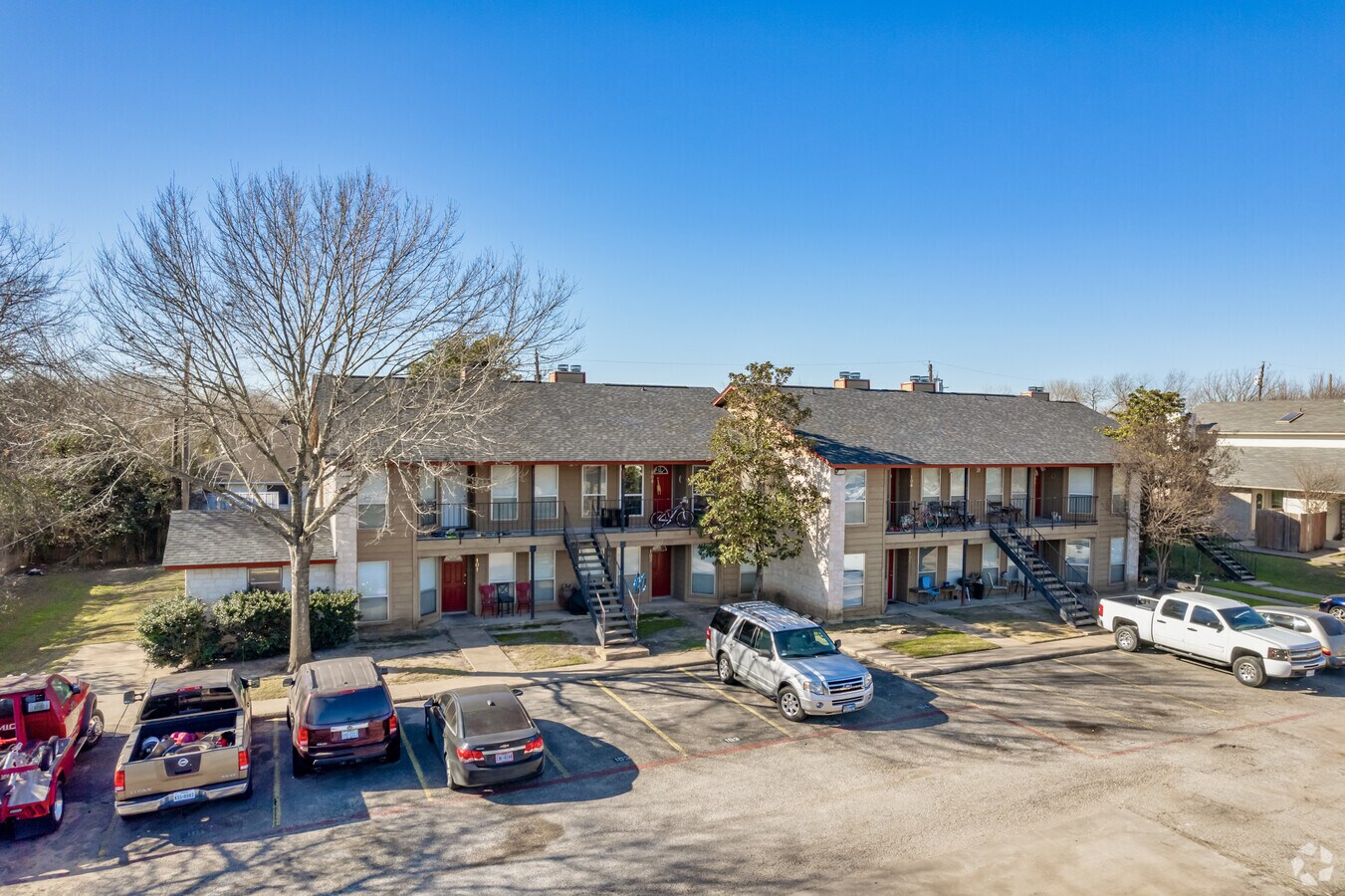 Photo - La Rue Condominiums