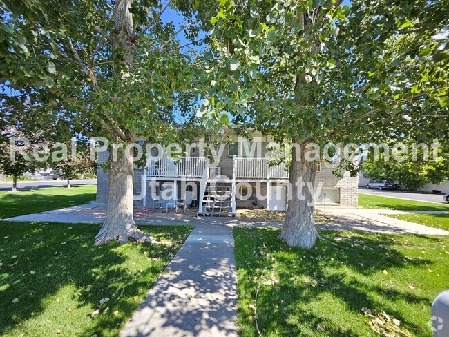 Building Photo - Orem 4-Plex Rental