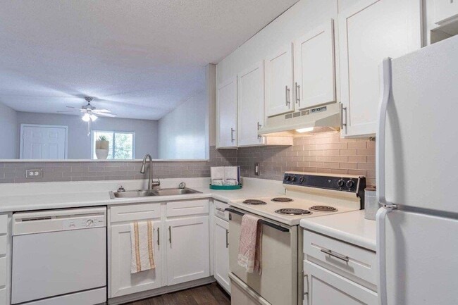 Photo - Gable Oaks Apartment Homes