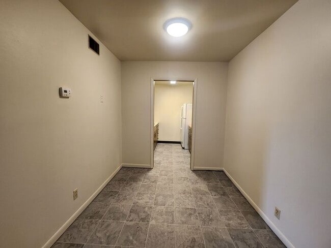 Photo - 1 Bedroom Court Yard Level Apartment