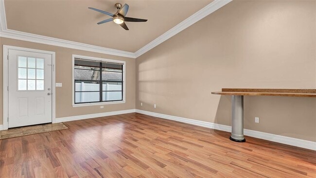 Photo - 1800 Poinsettia Ave