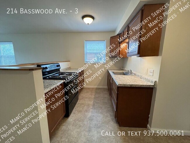 Photo - 214 Basswood Ave Unit 3