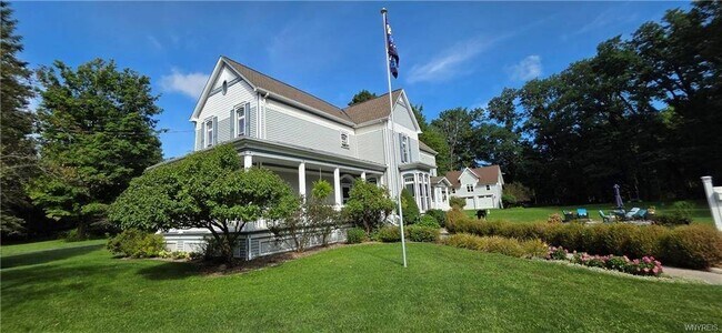 13068 W Main St