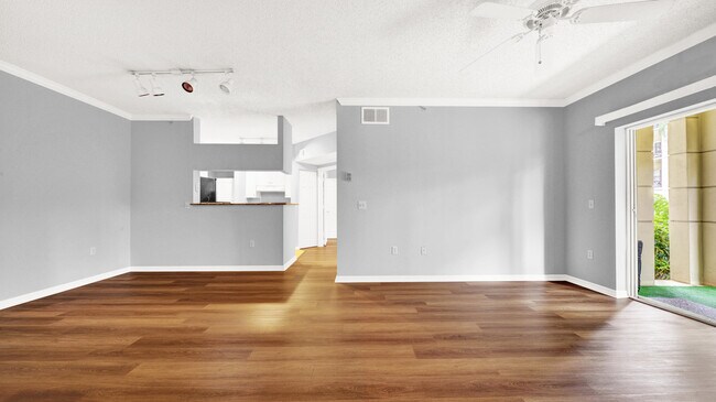 Photo - 3106 Tuscany Way