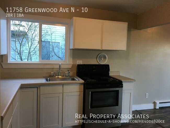 Photo - 11758 Greenwood Ave N Unit 10